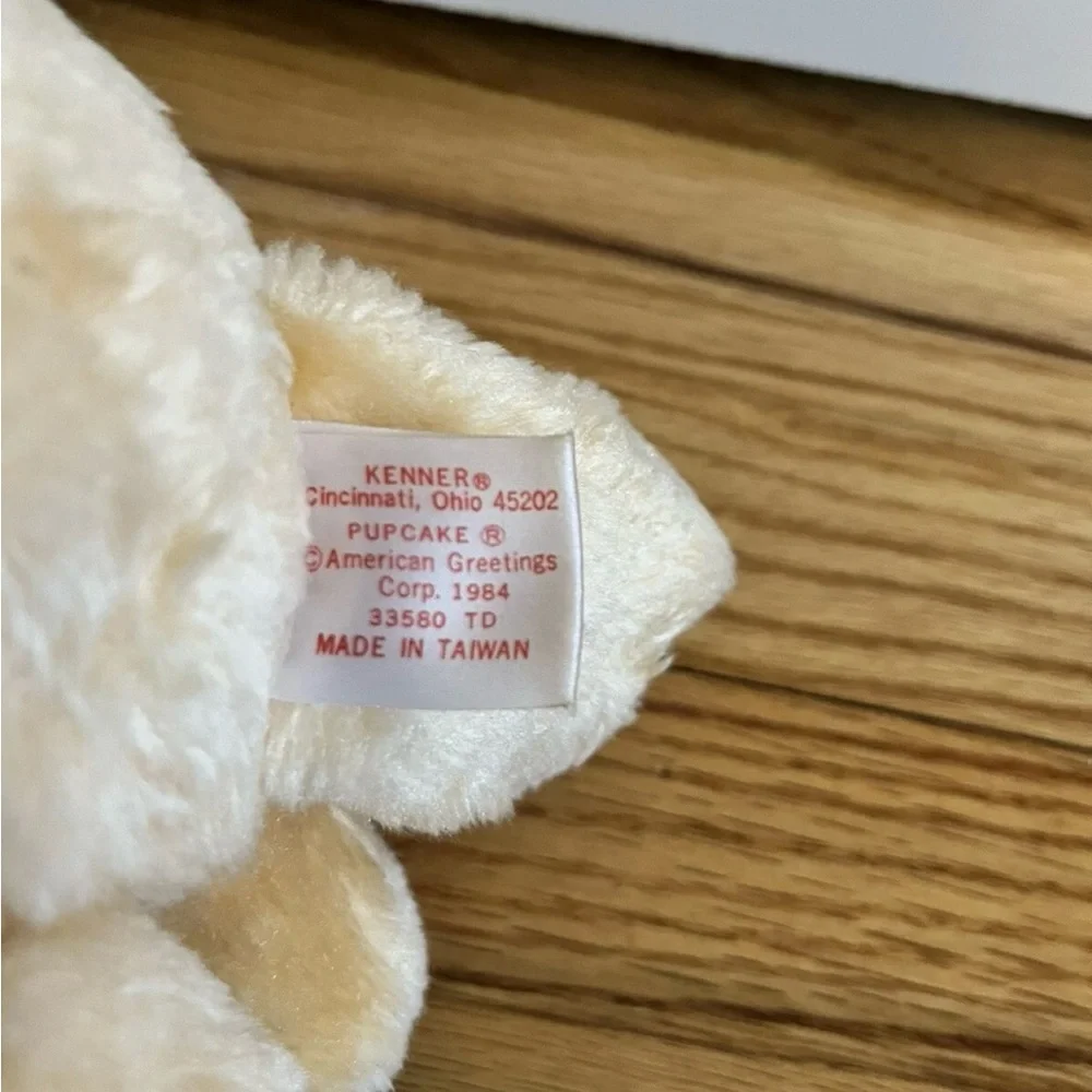 Vintage 1984 Pupcake Friend Of Huckleberry Pie Plush Missing Collar